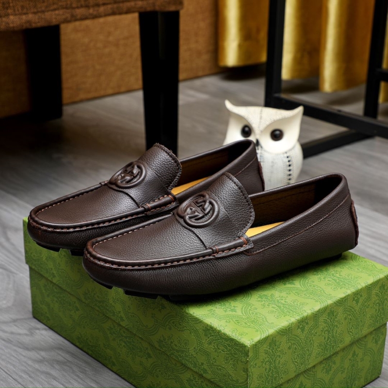 G*u*i leather shoes